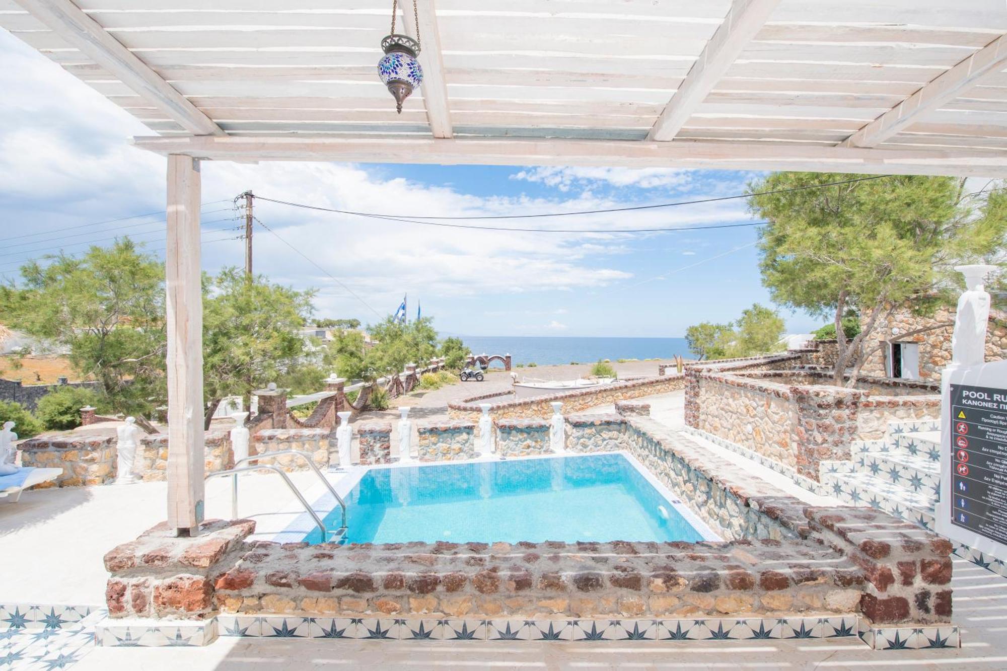 Starlight Luxury Seaside Villa & Suites Imerovigli  Exterior photo