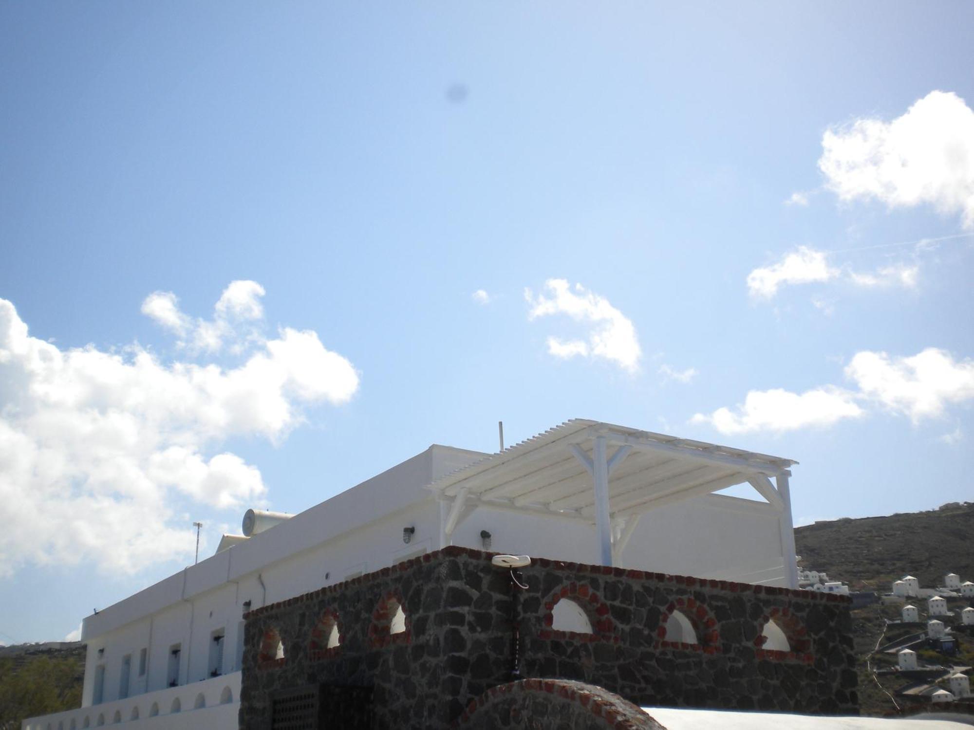 Starlight Luxury Seaside Villa & Suites Imerovigli  Exterior photo